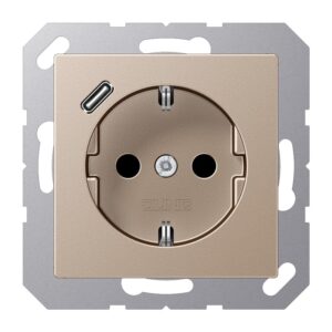 SCHUKO Steckdose 16 A 250 V ~, mit USB-Ladegerät 1 x Typ C, integrierter erhöhter Berührungsschutz, SAFETY+, ohne, Serie A, champagner, Jung A1520-18CCH