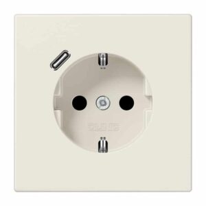 SCHUKO Steckdose 16 A 250 V ~, mit USB-Ladegerät 1 x Typ C, integrierter erhöhter Berührungsschutz, SAFETY+, ohne, Serie LS, weiß, Jung LS1520-18C