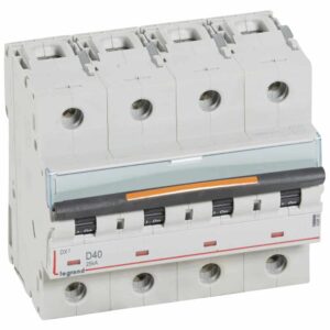 DX3 Leitungsschutzschalter D-Charakteristik, 40A, 4-polig, 25kA, 400VAC, 6TE Legrand 409850
