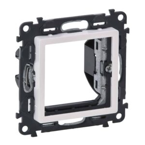 Valena Life 45X45 Mosaic-Adapter Farbe: Ultraweiß LEGRAND 752144