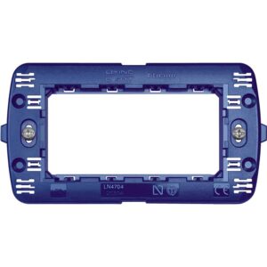 Kunststoff-Tragring 4-modulig für LIVINGLIGHT-Einsätze mit Schraubbefestigung Bticino LN4704