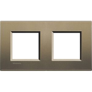 Abdeckrahmen LIVINGLIGHT: 2-fach, 2 + 2 Module, Farbe: Square Bticino LNA4802M2SQ