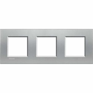 Abdeckrahmen LIVINGLIGHT: 3-fach, 2 + 2 + 2 Module, Farbe: Tech Bticino LNA4802M3TE