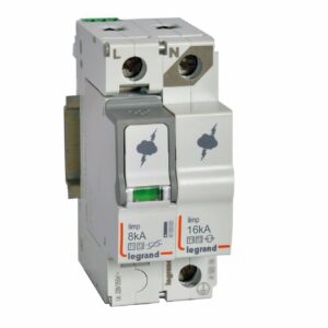 Kombiableiter Typ 1+2, 1+1 Schaltung, 230/400 VAC, Iimp 8 kA, (Uc)320 VAC Legrand 412256