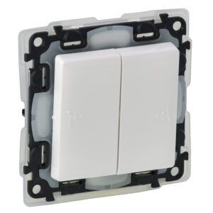 Valena Life Doppelwechselschalter IP44 Farbe: Ultraweiß Legrand 752158