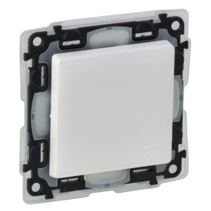 Valena Life 2P 10A Ausschalter IP44 Farbe: Ultraweiß Legrand 752164
