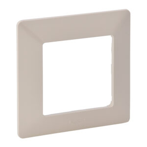 Valena Life 1-fach Rahmen Farbe: Mandelweiß Legrand 754041