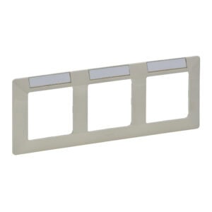 Valena Life 3-fach Rahmen mit Beschriftungsfeld Farbe: Mandelweiß/Chrom Legrand 754053