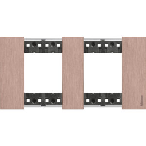 LivingNow Abdeckrahmen 2x2-modulig in der Farbausführung Kupfer Bticino KA4802M2ZM