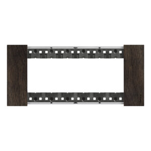 LivingNow Abdeckrahmen 6-modulig in der Farbausführung Walnuss Bticino KA4806LG