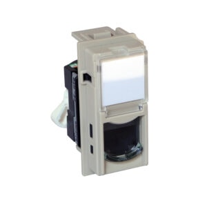 LivingNow 1-modulige Datendose Kategorie 6A ungeschirmt in der Farbe Sand Bticino KM4279C5E