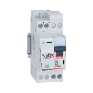 DX3 AFDD Brandschutzschalter mit LS-Schalter C6 A, 1P+NR, 6kA, 230VAC, 2TE Legrand 415928