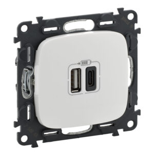 Valena Allure 2XUSB A+C 2-modulig 3A Farbe: Ultraweiß Legrand 754965