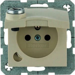 Steckdose m ES STKL KD SLß S.1 weiß gl, Berker 6768118982