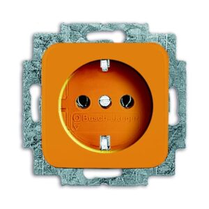 SCHUKO® Steckdosen-Einsatz mit erh. Berührungsschutz 20 EUCKS-14-212 Busch Jaeger 2CKA002013A5310