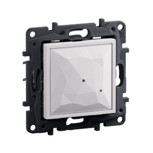 Niloe Step with Netatmo Starterpaket (Gateway) Farbe Ultraweiß Legrand 863600B