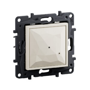 Niloe Step with Netatmo Starterpaket (Gateway) Farbe Sand Legrand 863900B